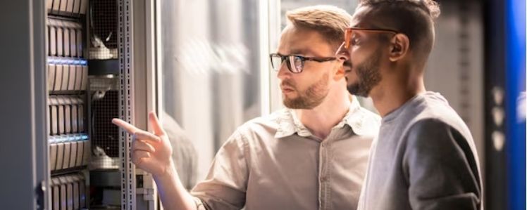 Szafa serwerowa i serwery Dell